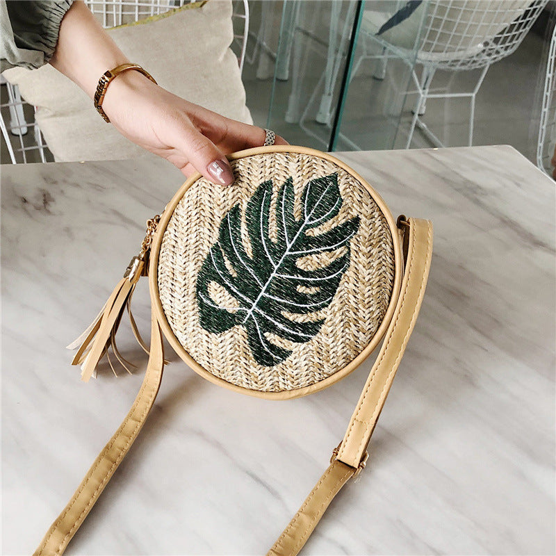 VINTAVIDA Straw Woven Bag - Embroidery Leaf